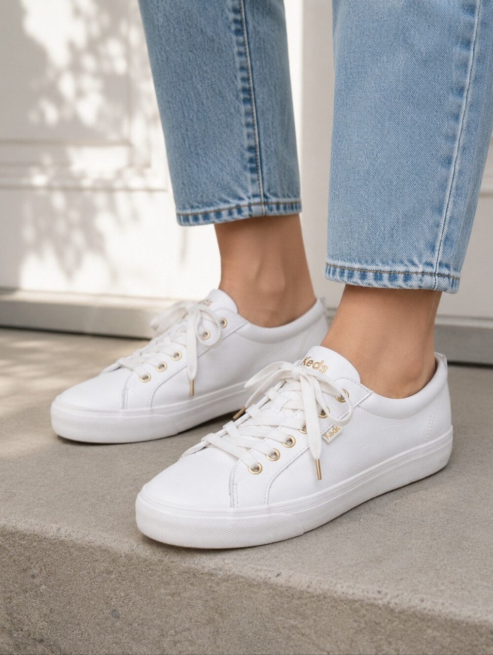 Keds Jump Kick Leather Sneakers Women’s Size 9 White Gold Eyelets WH63681